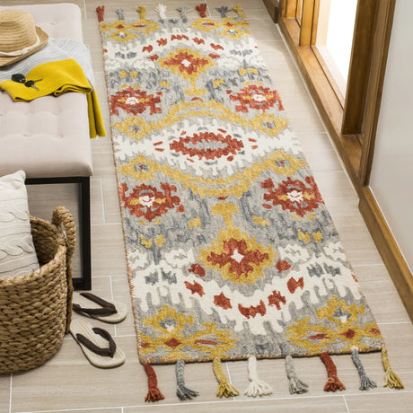 Safavieh Suzani 2'-3" x 8'-0" Rug in Grey / Gold