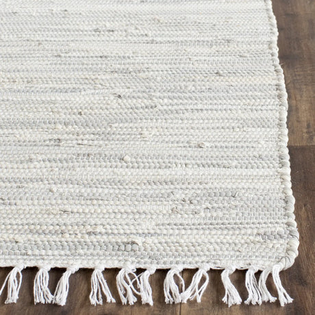 Safavieh Montauk 2'-3" x 11'-7" Rug in Silver
