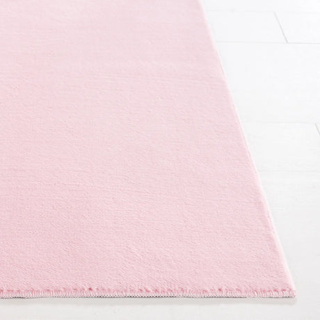 Safavieh Loft 300 4'-0" x 6'-0" Rug in Pink