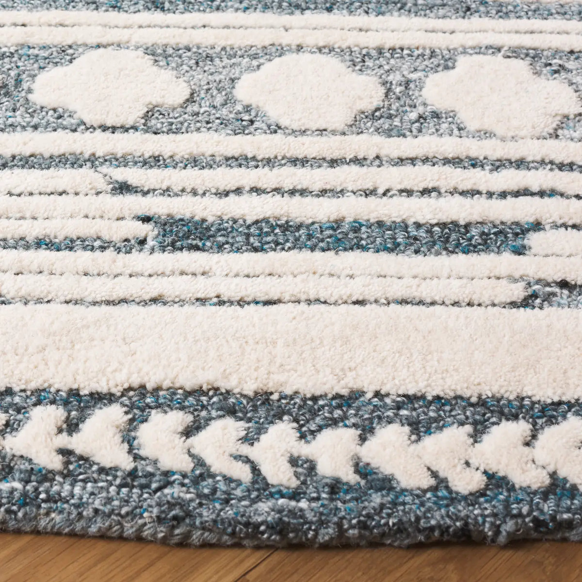 Safavieh Abstract 6'-0" x 6'-0" Rug in Grey / Ivory