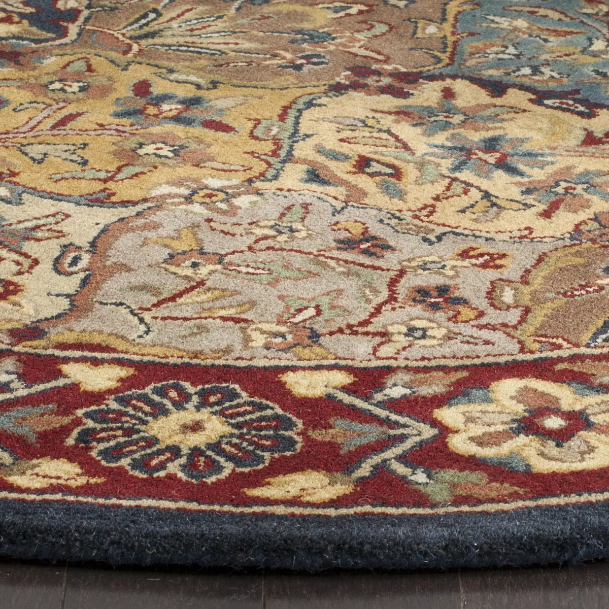 Safavieh Heritage 6'-0" x 6'-0" Rug in Multi / Navy