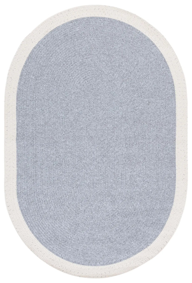 Safavieh Braided 4'-0" x 6'-0" Rug in Grey / Ivory