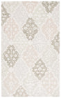 Safavieh Ebony 4'-0" x 6'-0" Rug in Beige / Ivory