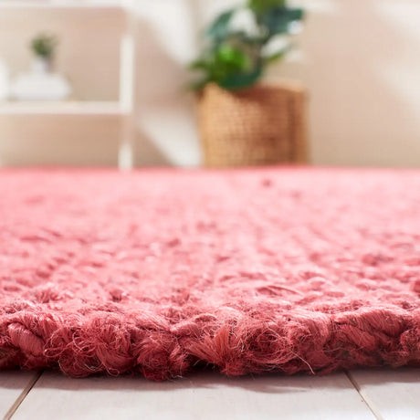 Safavieh Natural Fiber 4'-0" x 6'-0" Rug in Red