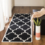 Safavieh Dhurries 2'-6" x 12'-0" Rug in Black / Ivory