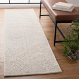 Safavieh Glamour 2'-3" x 8'-0" Rug in Ivory / Beige