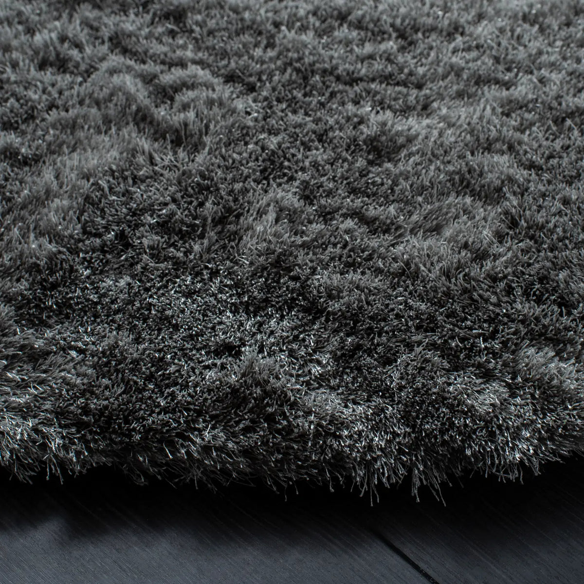 Safavieh Shag 7'-0" x 7'-0" Rug in Grey