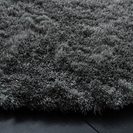 Safavieh Shag 7'-0" x 7'-0" Rug in Grey