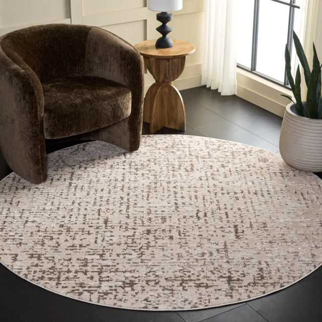 Safavieh Pearl 6'-7" x 6'-7" Rug in Beige / Grey