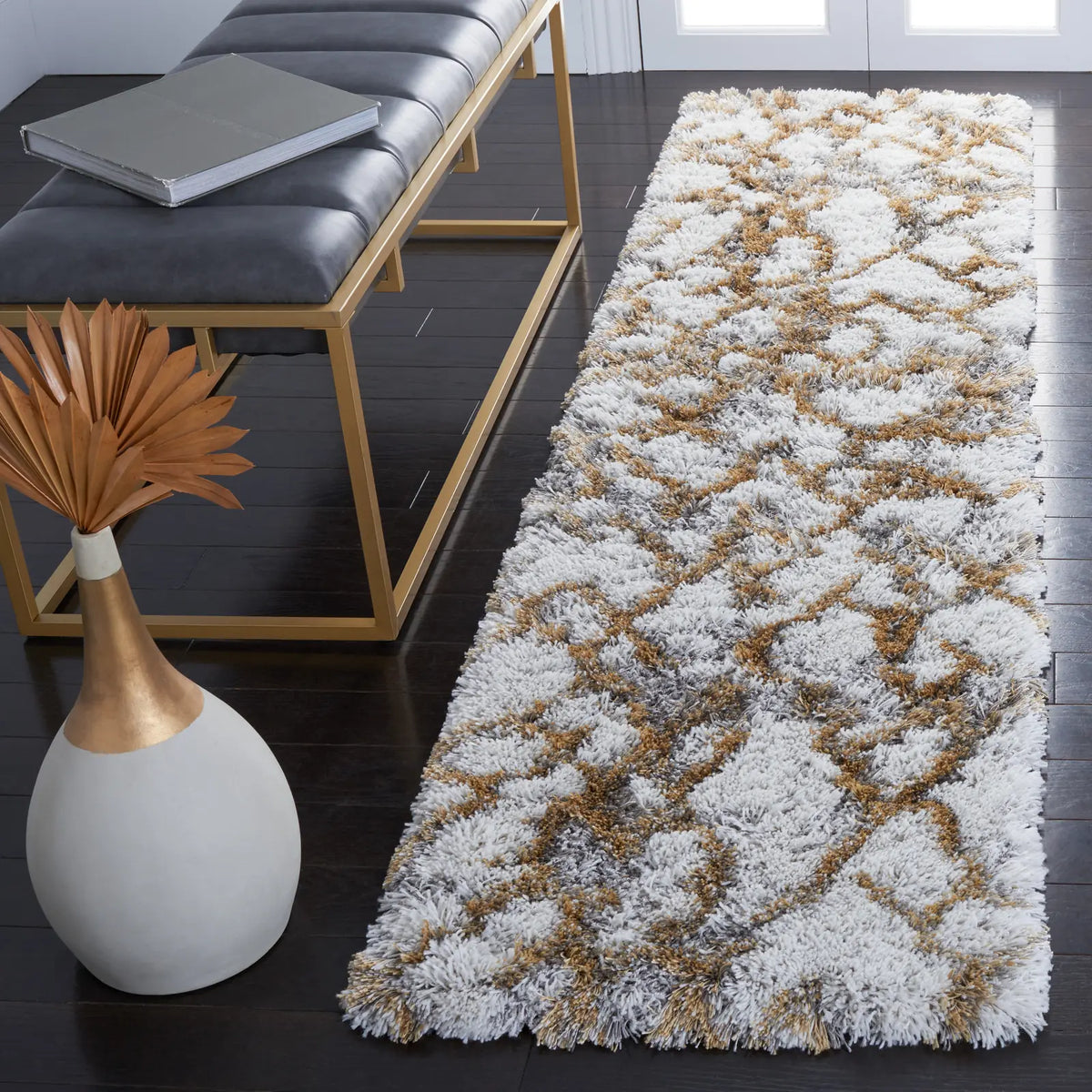 Safavieh Horizon Shag 800 2'-0" x 11'-0" Rug in Ivory / Gold