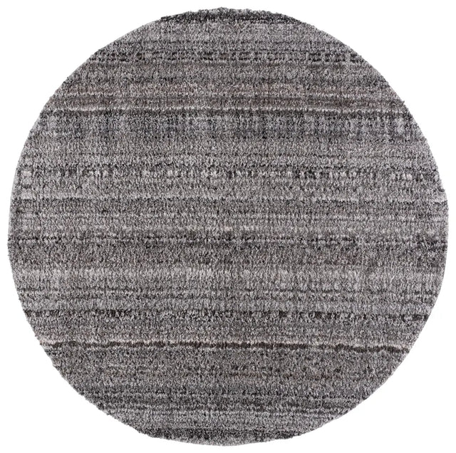 Safavieh Everett Shag 6'-7" x 6'-7" Rug in Grey / Beige