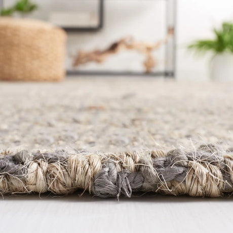 Safavieh Natural Fiber 5'-0" x 8'-0" Rug in Natural / Grey