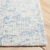 Safavieh Ebony 4'-0" x 6'-0" Rug in Ivory / Blue