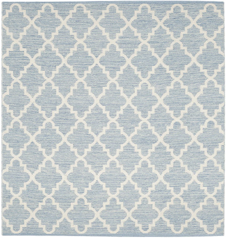 Safavieh Montauk 6'-0" x 6'-0" Rug in Light Blue / Ivory