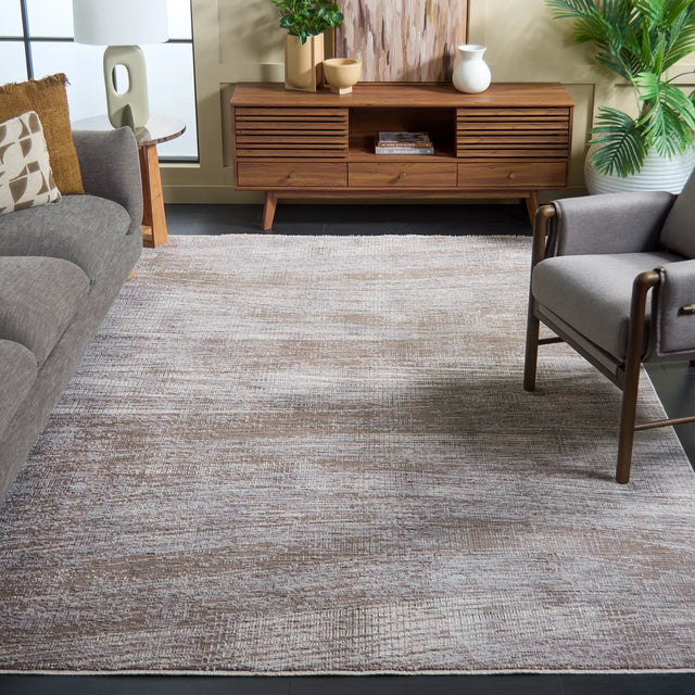 Safavieh Garnet 10'-0" x 13'-0" Rug in Grey / Beige