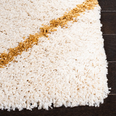 Safavieh Hudson Shag 4'-0" x 6'-0" Rug in Ivory / Gold