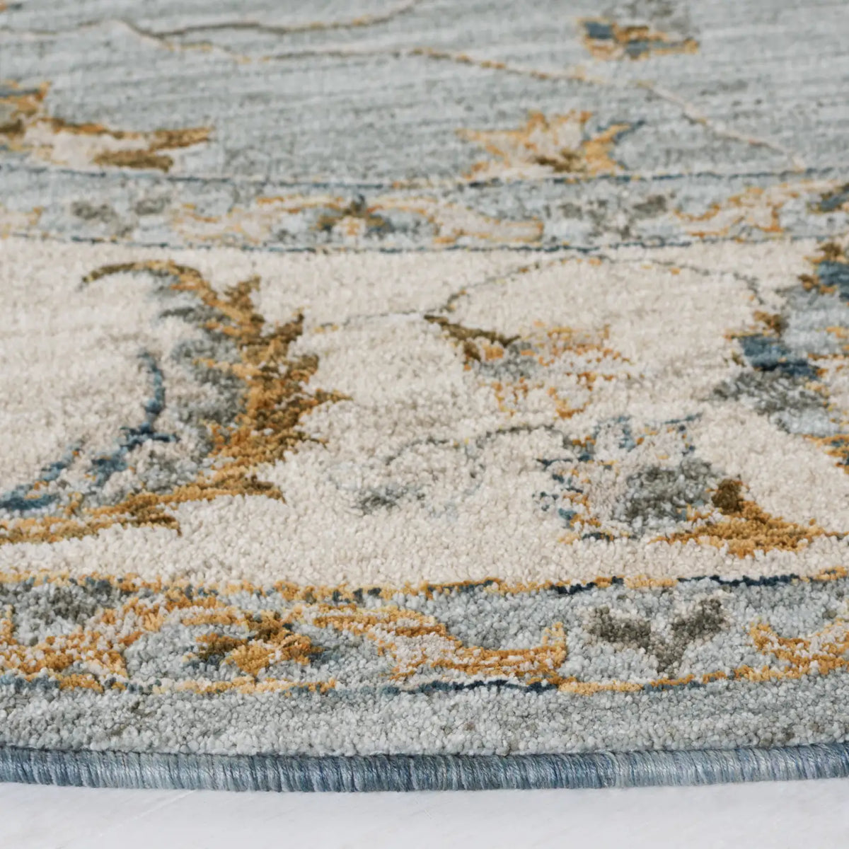 Safavieh Hamilton 6'-7" x 6'-7" Rug in Blue / Gold
