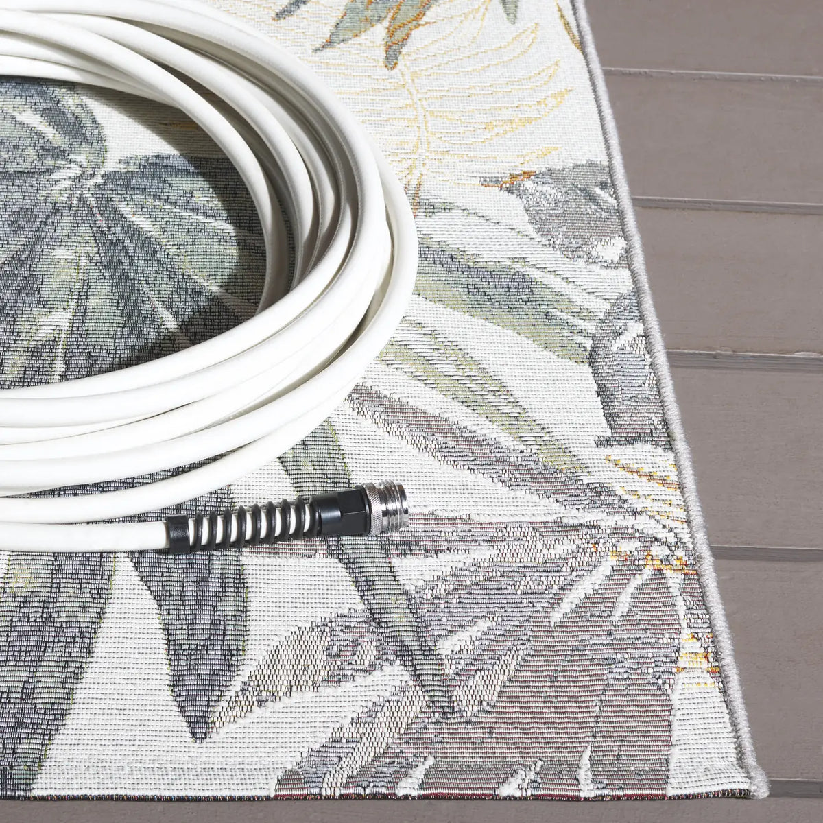 Safavieh Barbados 500 4'-0" x 6'-0" Rug in Ivory / Grey Green