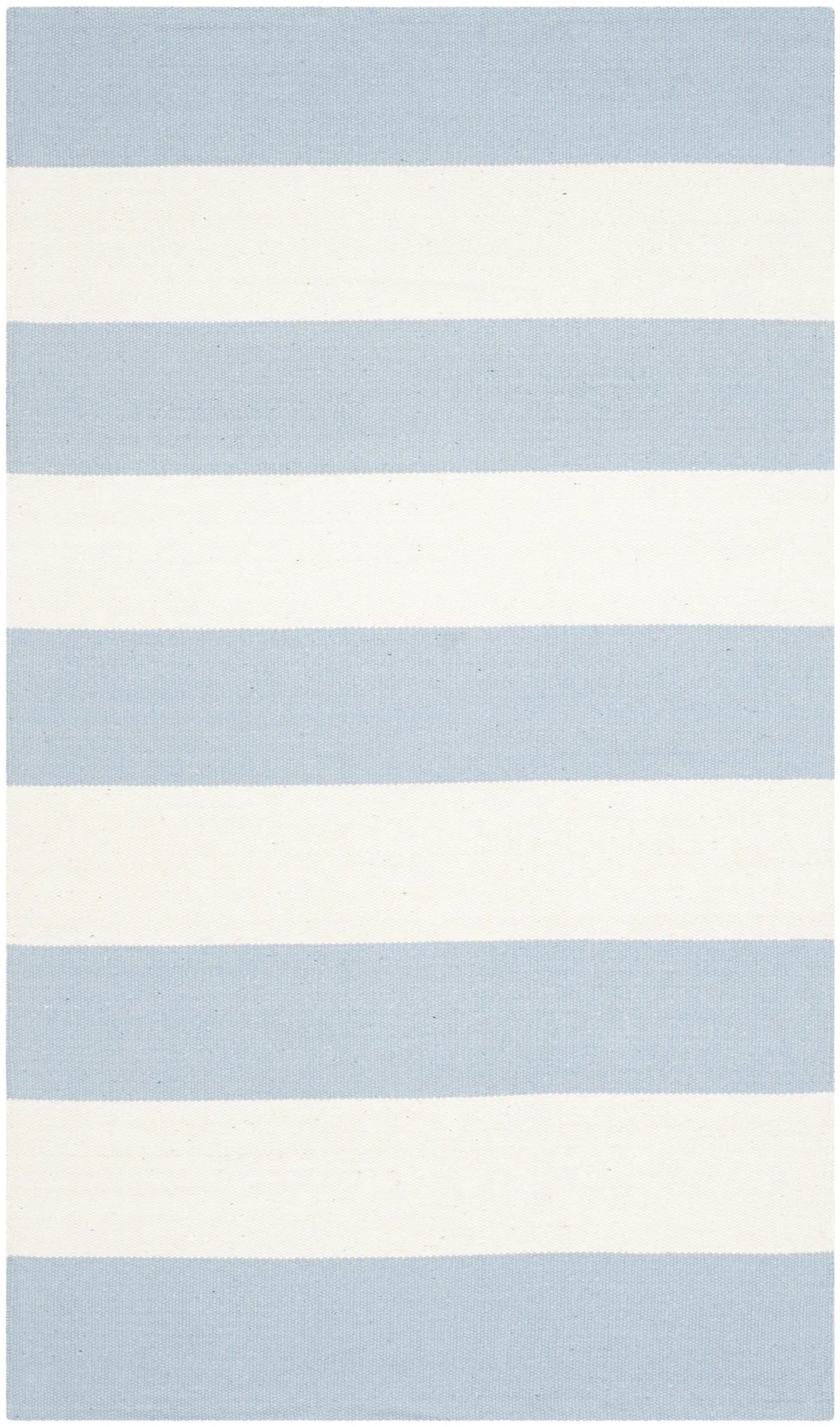 Safavieh Montauk 2'-6" x 4'-0" Rug in Sky Blue / Ivory