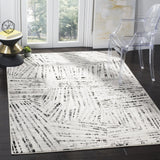 Safavieh Skyler 4'-0" x 6'-0" Rug in Grey / Ivory