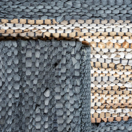 Safavieh Vintage Leather 2'-0" x 3'-0" Rug in Dark Grey / Natural
