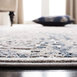Safavieh Invista 4'-0" x 6'-0" Rug in Grey / Ivory