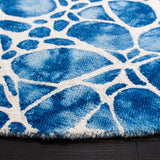 Safavieh Dip Dye 7'-0" x 7'-0" Rug in Ivory / Blue