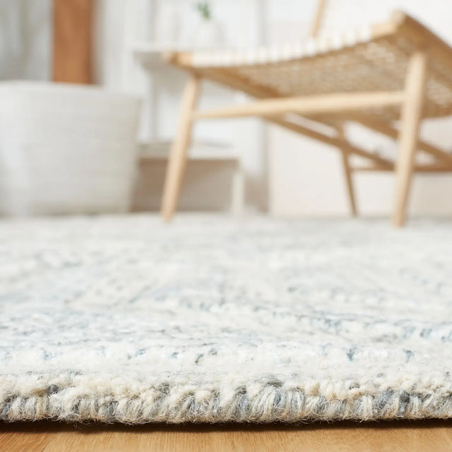 Safavieh Restoration Vintage 4'-0" x 6'-0" Rug in Charcoal / Ivory