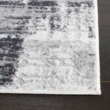 Safavieh Amelia 700 4'-0" x 6'-0" Rug in Grey / Charcoal