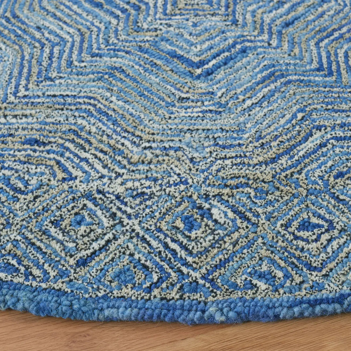 Safavieh Micro-Loop 5'-0" x 5'-0" Rug in Blue