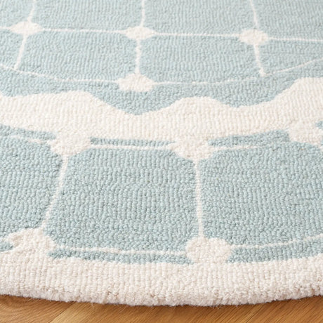 Safavieh Safavieh Kids 5'-0" x 5'-0" Rug in Turquoise / Ivory
