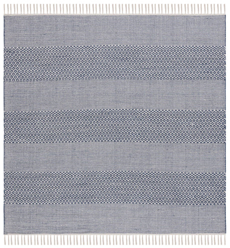 Safavieh Montauk 6'-0" x 6'-0" Rug in Ivory / Navy