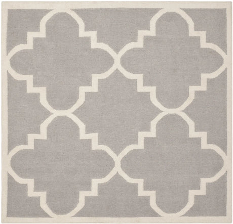 Safavieh Dhurries 6'-0" x 6'-0" Rug in Dark Grey / Ivory