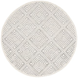 Safavieh Micro-Loop 5'-0" x 5'-0" Rug in Grey / Ivory