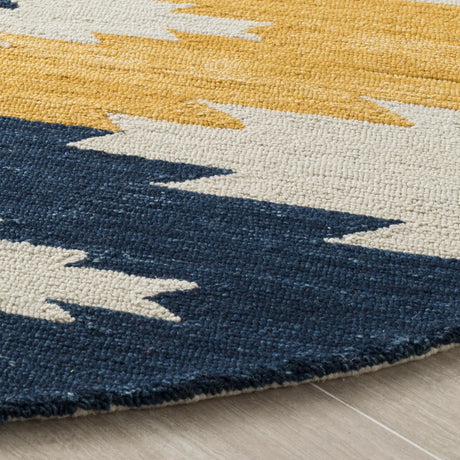 Safavieh Aspen 7'-0" x 7'-0" Rug in Ivory / Multi