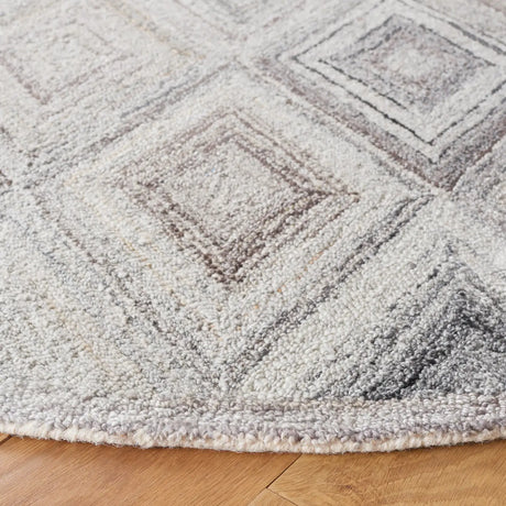 Safavieh Metro 6'-0" x 6'-0" Rug in Grey / Light Brown