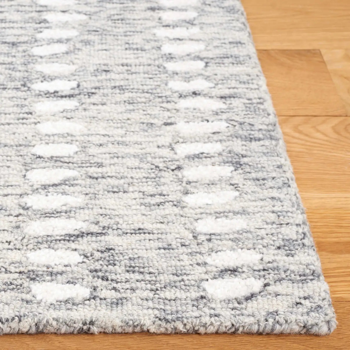 Safavieh Abstract 4'-0" x 6'-0" Rug in Grey / Ivory