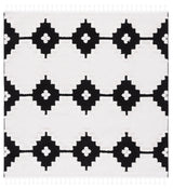 Safavieh Marrakesh 6'-7" x 6'-7" Rug in Ivory / Anthracite