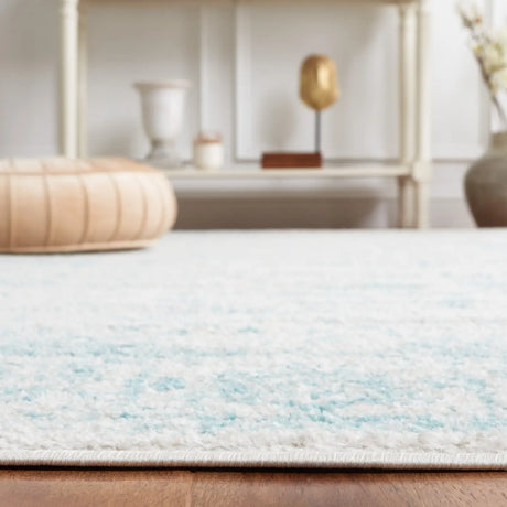 Safavieh Adirondack 4'-0" x 6'-0" Rug in Ivory / Light Blue