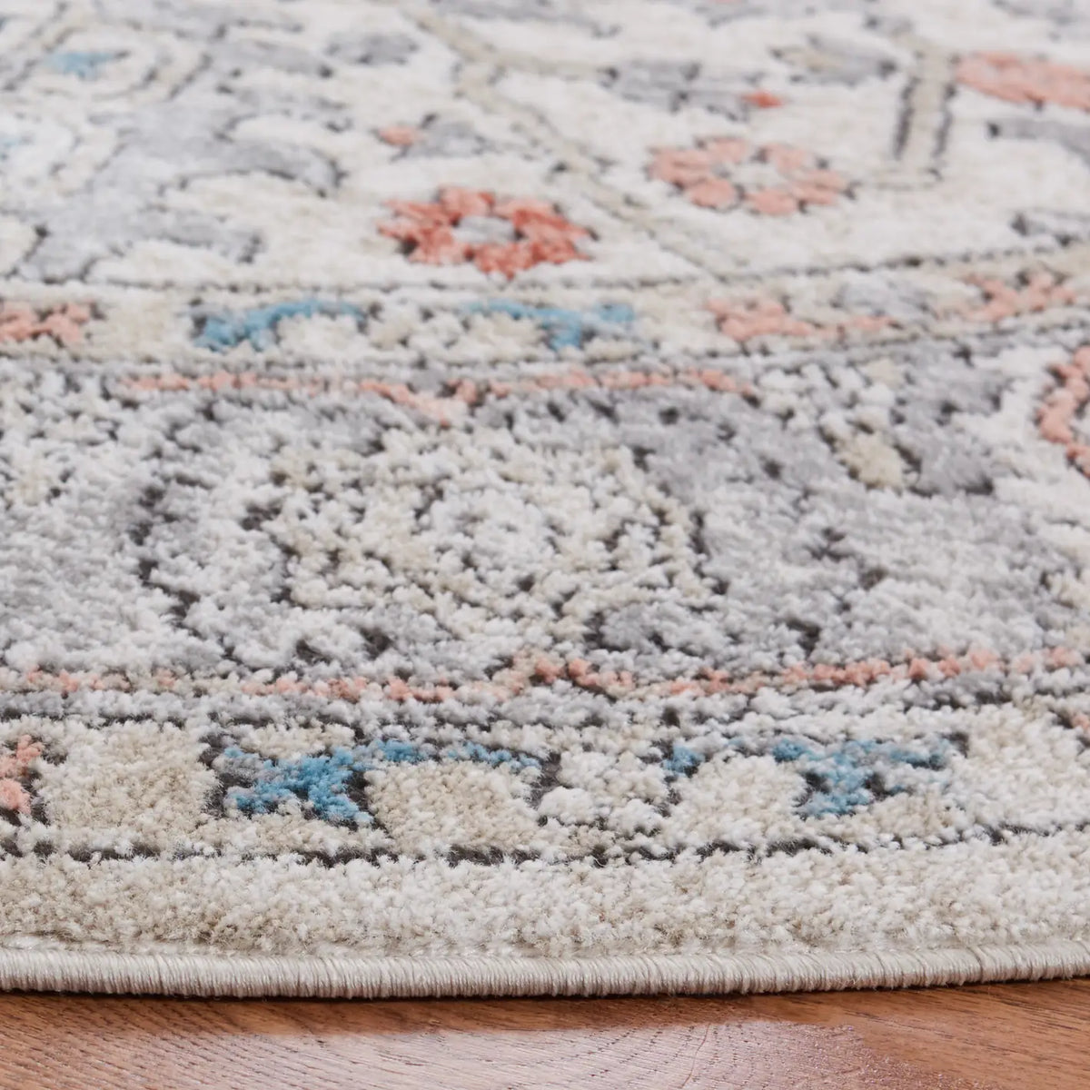 Safavieh Oregon 800 5'-3" x 5'-3" Rug in Grey / Ivory