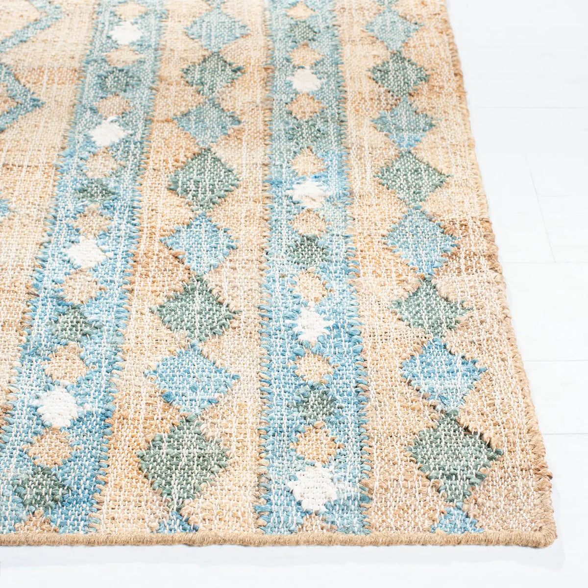 Safavieh Kilim 4'-0" x 6'-0" Rug in Natural / Blue