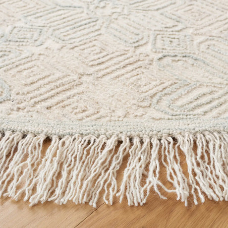Safavieh Ikat 6'-0" x 6'-0" Rug in Ivory / Light Blue
