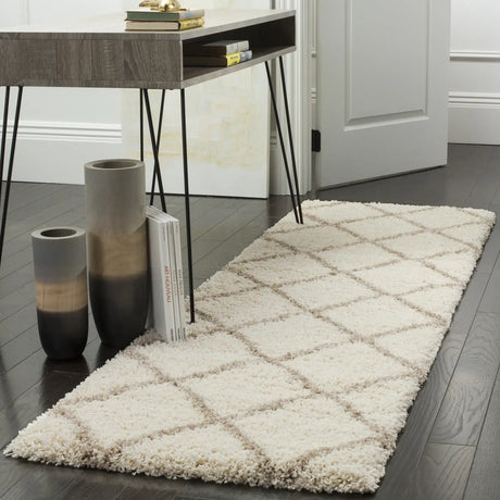 Safavieh Hudson Shag 2'-3" x 10'-0" Rug in Ivory / Beige