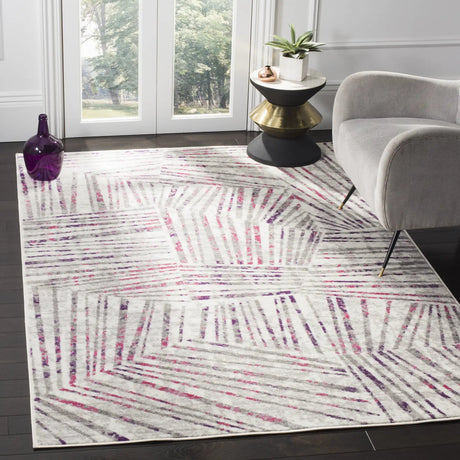 Safavieh Skyler 5'-1" x 7'-6" Rug in Grey / Pink