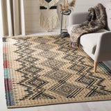Safavieh Cape Cod 4'-0" x 6'-0" Rug in Natural / Black