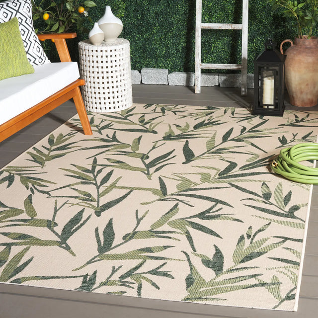 Safavieh Courtyard 4'-0" x 5'-7" Rug in Beige / Sweet Pea