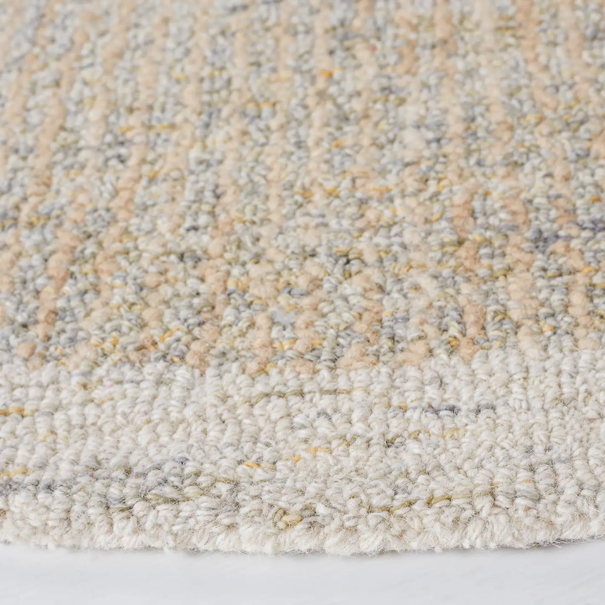Safavieh Metro 6'-0" x 6'-0" Rug in Ivory / Grey