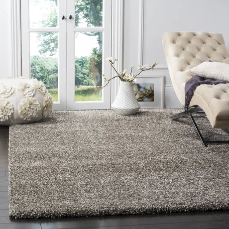 Safavieh Milan Shag 6'-0" x 9'-0" Rug in Grey