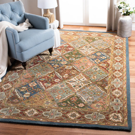Safavieh Heritage 6'-0" x 9'-0" Rug in Green / Red