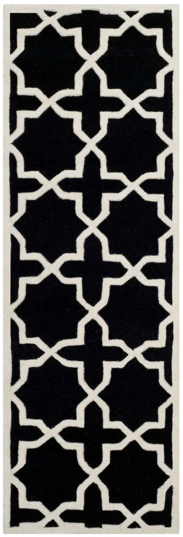 Safavieh Chatham 2'-3" x 11'-0" Rug in Black / Ivory